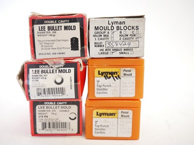 Lot 543 - Collection of bullet moulds