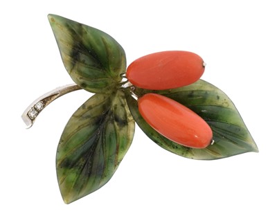 Lot 18 - A 14ct gold nephrite coral and diamond brooch