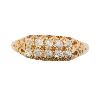 Lot 106 - A late Victorian 18ct gold diamond dress ring