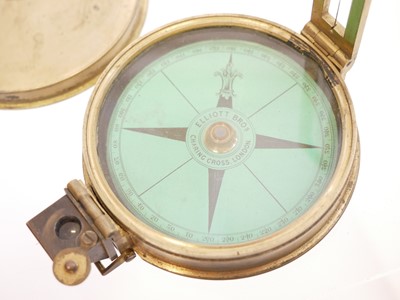Lot 457 - Artillery sighting compass by Elliott Bros