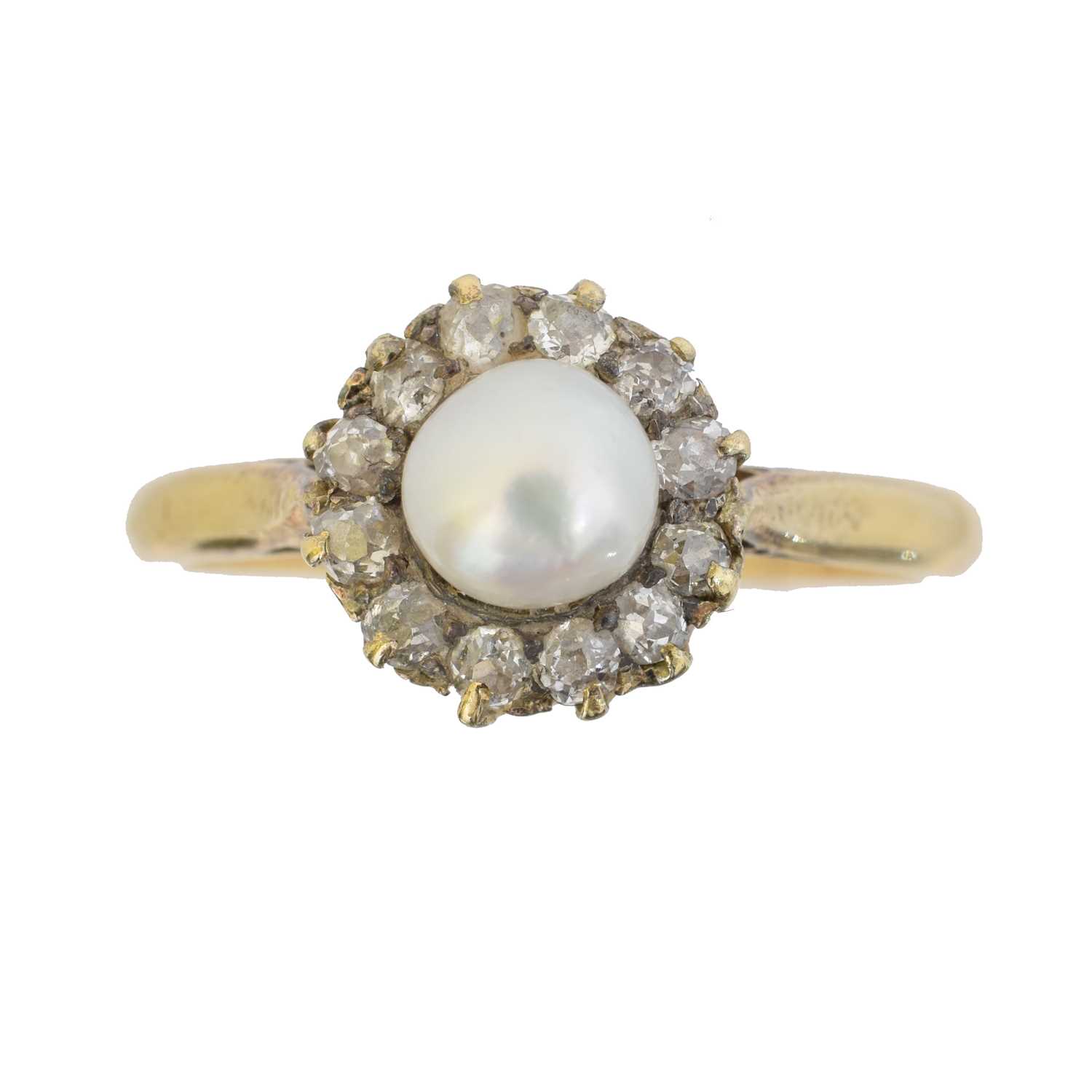 Lot 108 - A pearl and diamond cluster ring