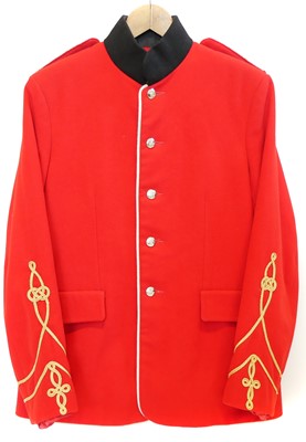 Lot 303 - Film prop redcoat 70th tunic The Far Pavilions 1984