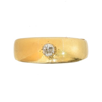 Lot 36 - A diamond single stone ring