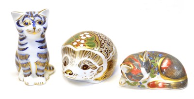 Lot 148 - 3 mixed Royal Crown Derby paperweights
