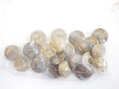 Lot 391 - The Lincolnshire Regiment Cloth helmet fittings and other uniform items