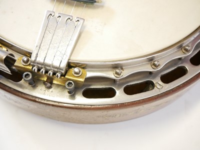 Lot 65 - Ludwig Kenmore banjo in case