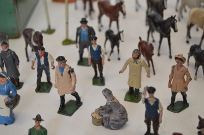Lot 69 - Large collection of early 20th Century lead cast farm yard animals