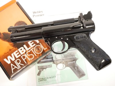 Lot 70 - Boxed Webley Premier MkII .177 air pistol.