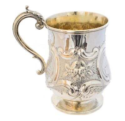 Lot 79 - A George IV silver mug