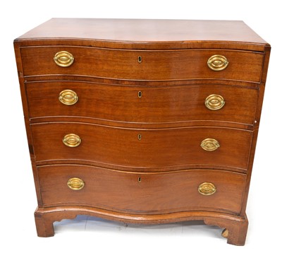 Lot 228 - George III chest of drawers