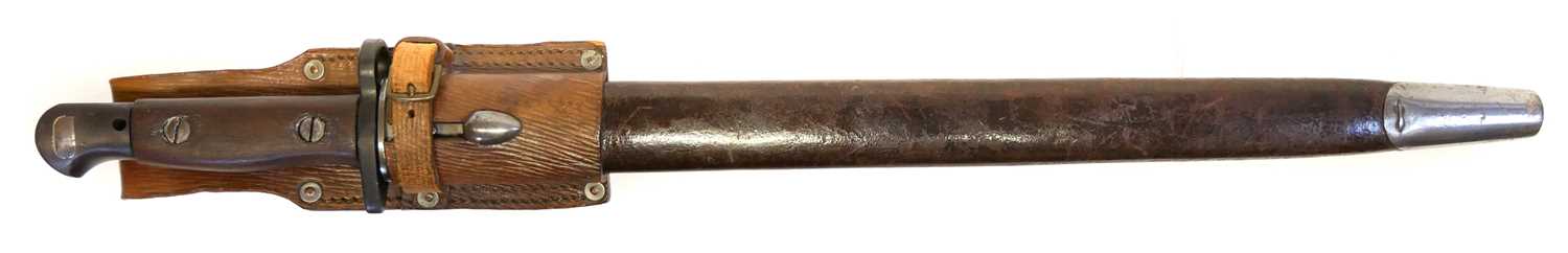 Lot 336 - Lee Enfield SMLE 1907 pattern bayonet and scabbard with frog