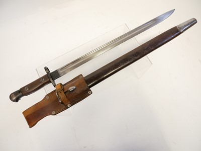 Lot 336 - Lee Enfield SMLE 1907 pattern bayonet and scabbard with frog