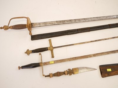 Lot 315 - 1796 pattern Officers' sword and other swords and knives.