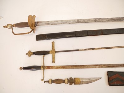 Lot 315 - 1796 pattern Officers' sword and other swords and knives.