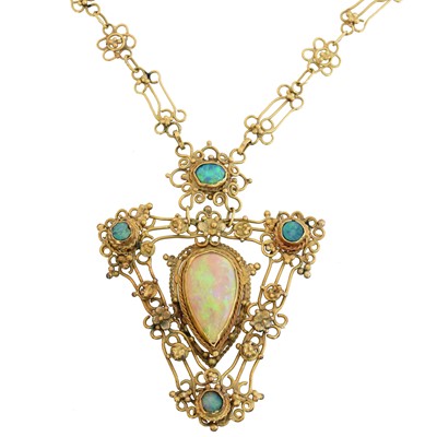 Lot 77 - An Arts & Crafts style opal necklace