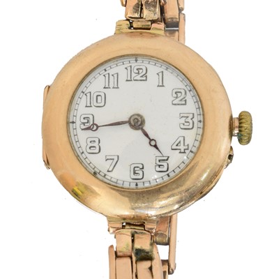 Lot 160 - A 9ct gold wristwatch