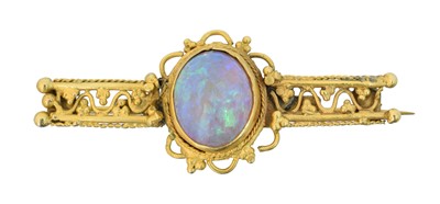 Lot 16 - An opal brooch