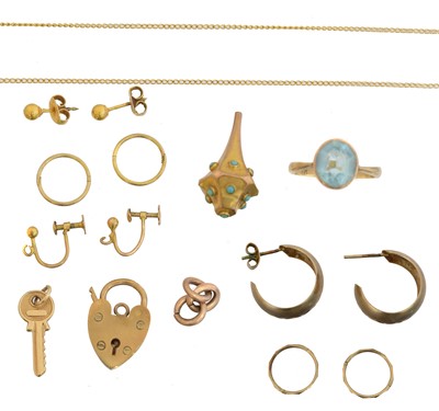 Lot 40 - A selection of jewellery