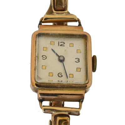 Lot 43 - An 18ct gold wristwatch