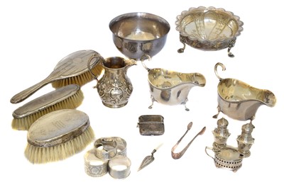 Lot 64 - A selection of silver