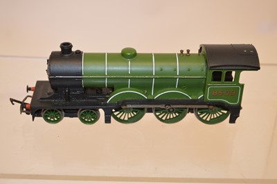 Lot 23 - Collection of Hornby and Triang OO gauge model rail