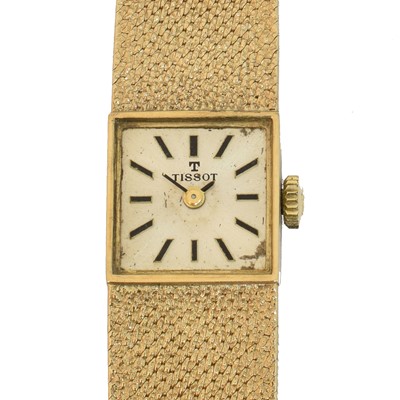 Lot 178 - A 9ct gold Tissot wristwatch