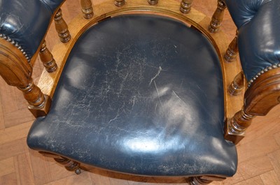 Lot 272 - Late 19th-century oak office chair