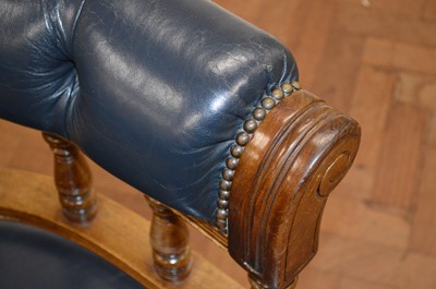Lot 272 - Late 19th-century oak office chair