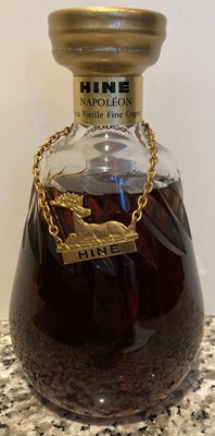 Lot 48 - 1 Bottle Hine Napoleon Cognac in 70 cl.