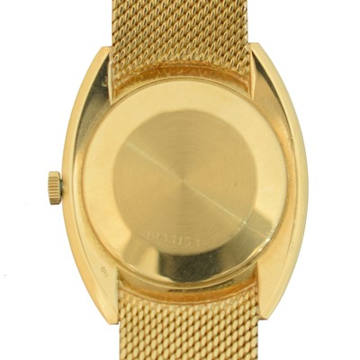 Lot 55 - An 18ct gold IWC manual wind wristwatch