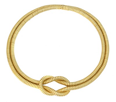 Lot 27 - An 18ct gold 'knot' collar necklace