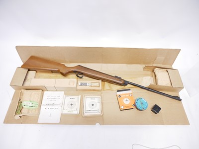 Lot 91 - Boxed BSA Meteor .22 air rifle with telescope