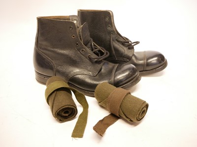 Lot 300 - British WWII Royal Engineers Uniform