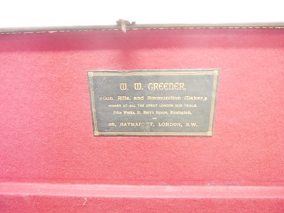 Lot 195 - Good quality leather gun case bearing Greener label