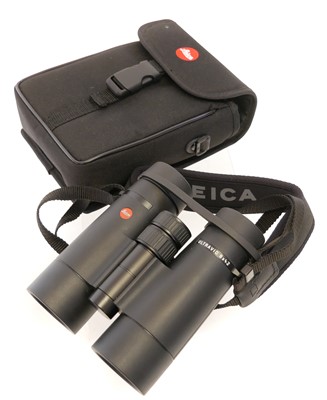 Lot 363 - Leica Ultravid binoculars