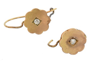 Lot 19 - A pair of diamond drop earrings