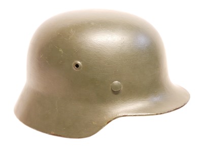 Lot 324 - German WWII M35 helmet