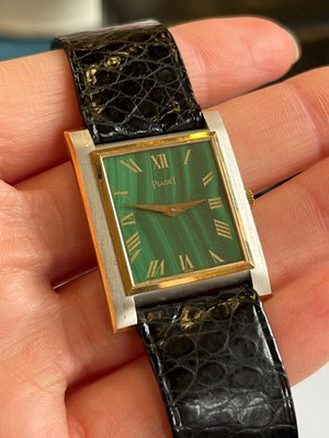 Lot 199 - An 18ct gold Piaget wristwatch