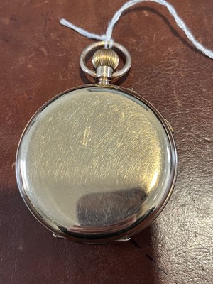 Lot 229 - A 9ct gold hunter pocket watch by W. Elliot, Fleetwood