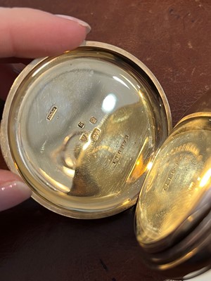 Lot 229 - A 9ct gold hunter pocket watch by W. Elliot, Fleetwood