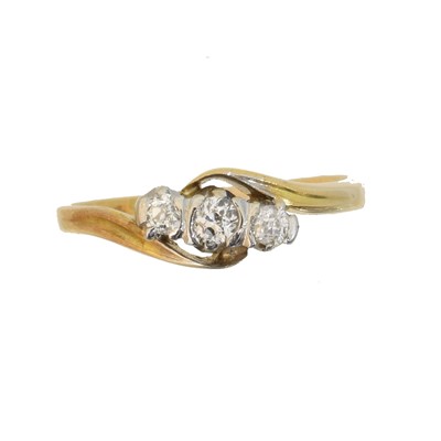 Lot 63 - A diamond three stone ring