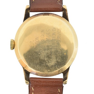 Lot 207 - A 9ct gold Smiths Deluxe wristwatch