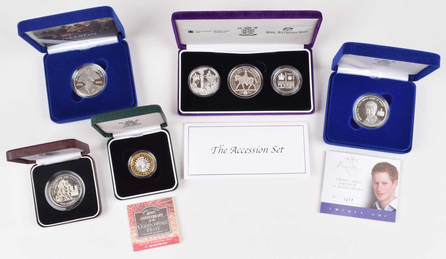 Lot 64 - Large assortment of various silver proof and other modern commemorative coins and currency.