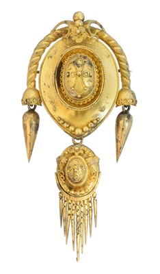 Lot 16 - A Victorian Etruscan brooch