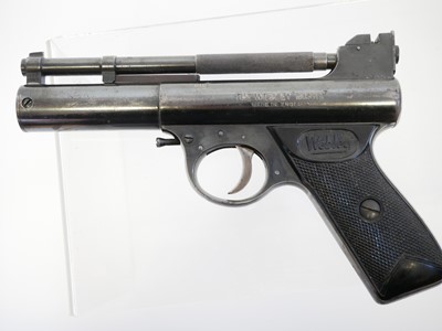 Lot Webley MkI air pistol