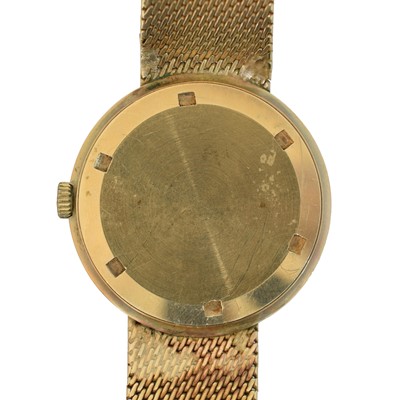 Lot 190 - A 9ct gold Marvin wristwatch