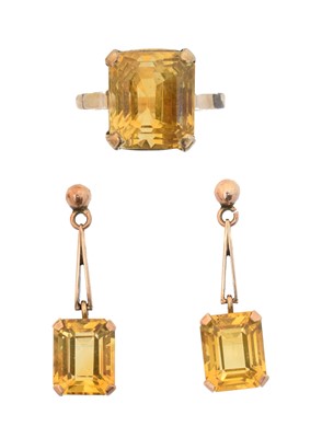 Lot 119 - A suite of citrine jewellery