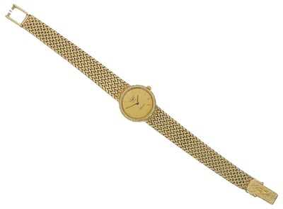 Lot 188 - A 9ct gold Longines Presence quartz wristwatch