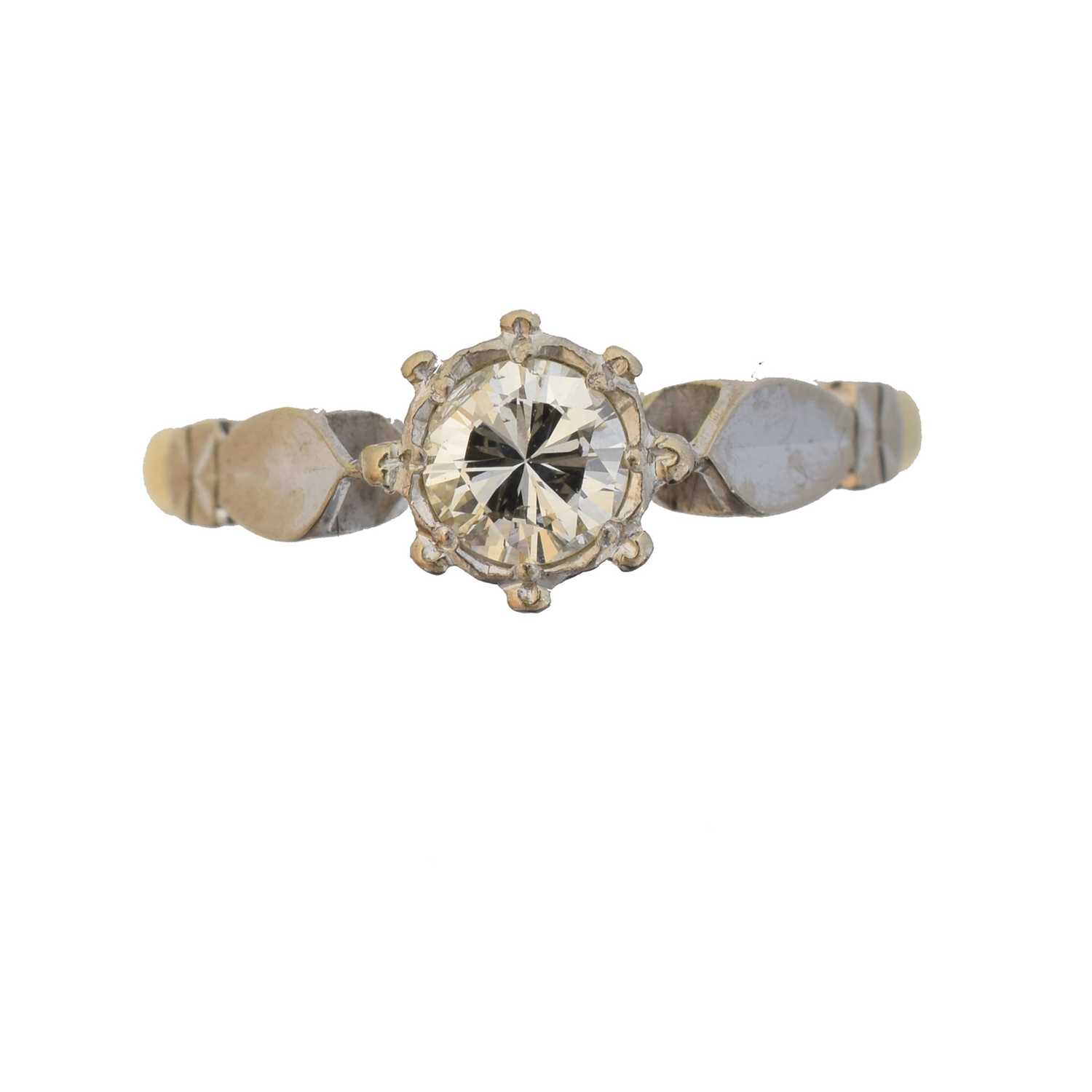 Lot 61 - An 18ct gold diamond single stone ring