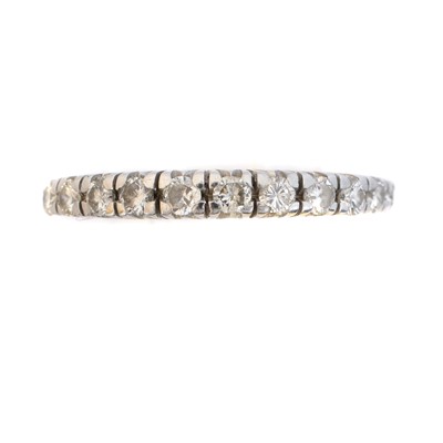Lot 153 - A diamond half eternity ring